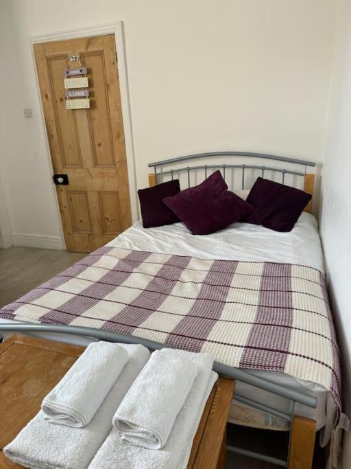Spacious 5 Large Bedroom Victorian House - Beach 2 Miles Poole Buitenkant foto